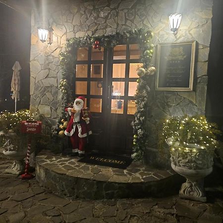 Hotel Boutique Vila Lakastel ซินายา ภายนอก รูปภาพ
