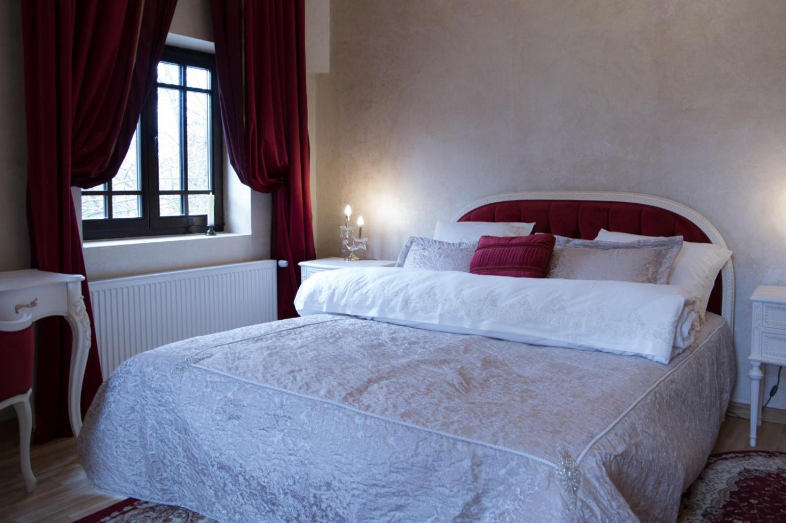 Hotel Boutique Vila Lakastel ซินายา ภายนอก รูปภาพ
