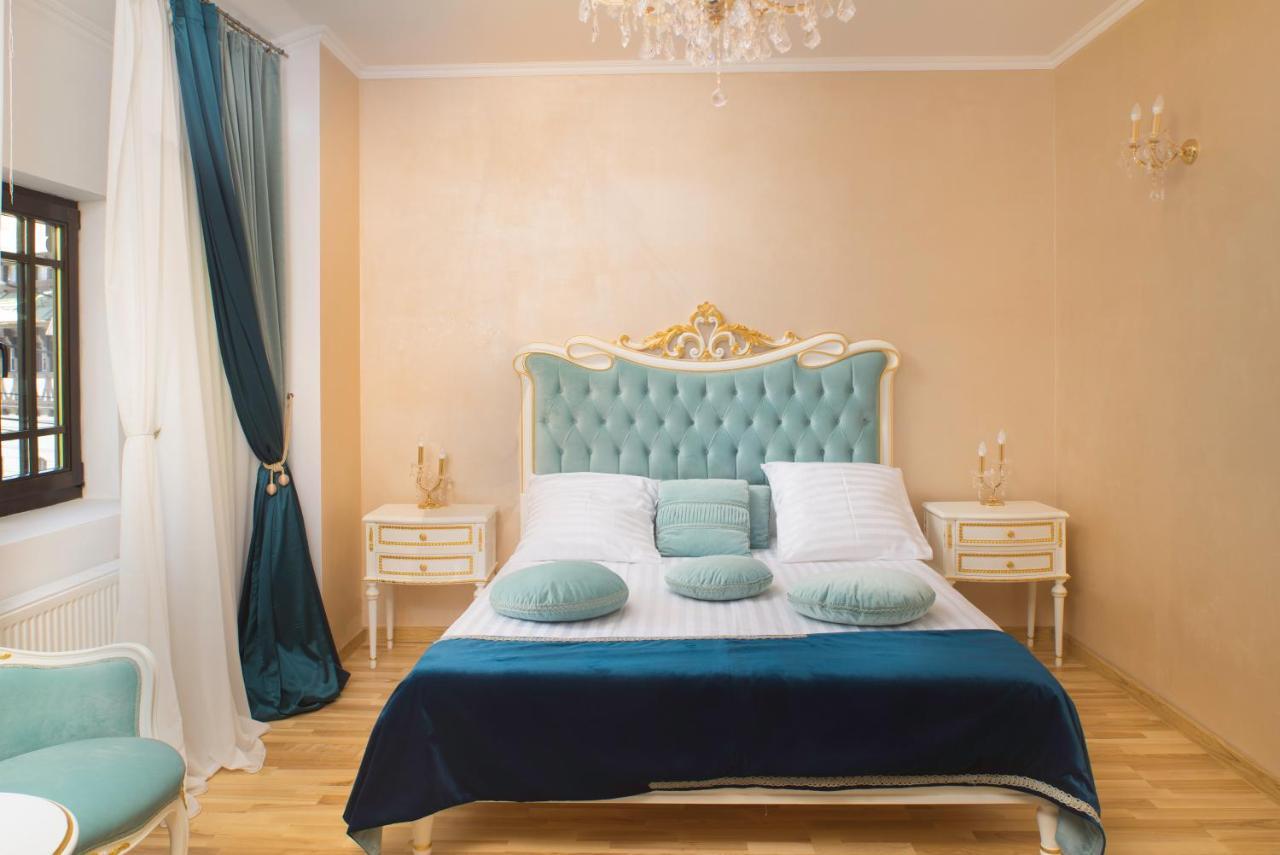 Hotel Boutique Vila Lakastel ซินายา ภายนอก รูปภาพ